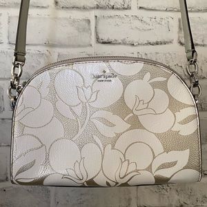 Kate Spade New York Larchmont Avenue Breezy Floral Tori Crossbody Purse